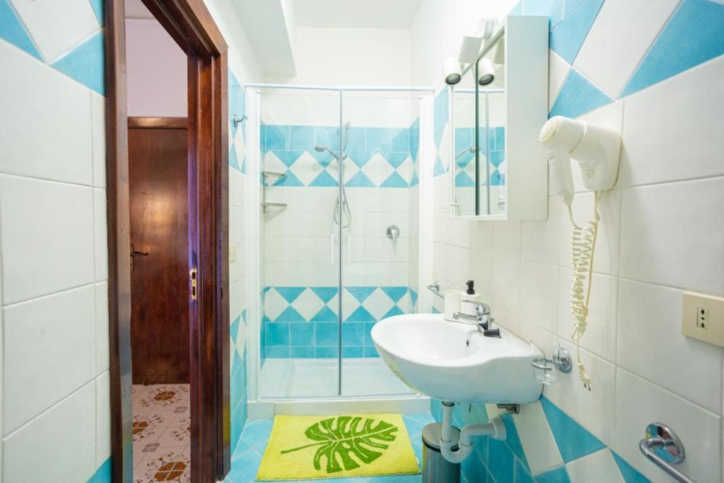 Villa Rosa Rooms Ischia Bagian luar foto